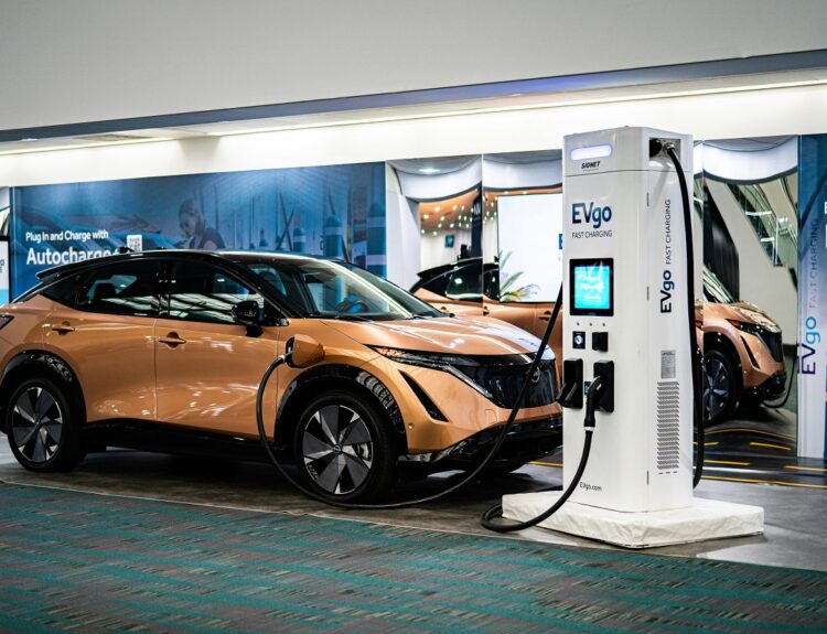 EV